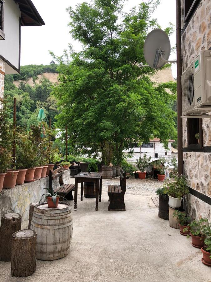 Guesthouse White Margarit Melnik  Exterior photo