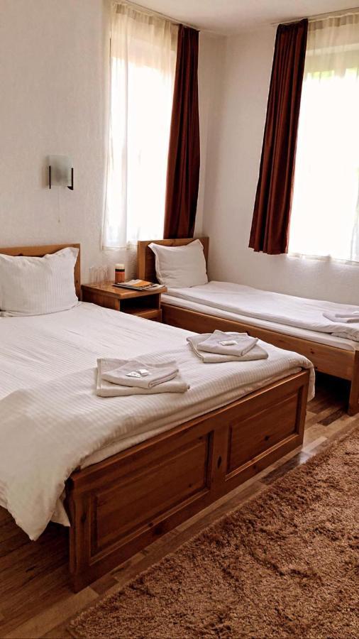 Guesthouse White Margarit Melnik  Exterior photo