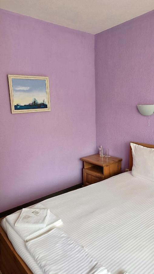 Guesthouse White Margarit Melnik  Exterior photo
