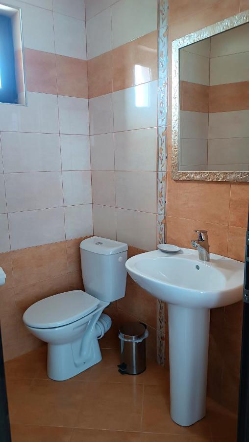 Guesthouse White Margarit Melnik  Exterior photo