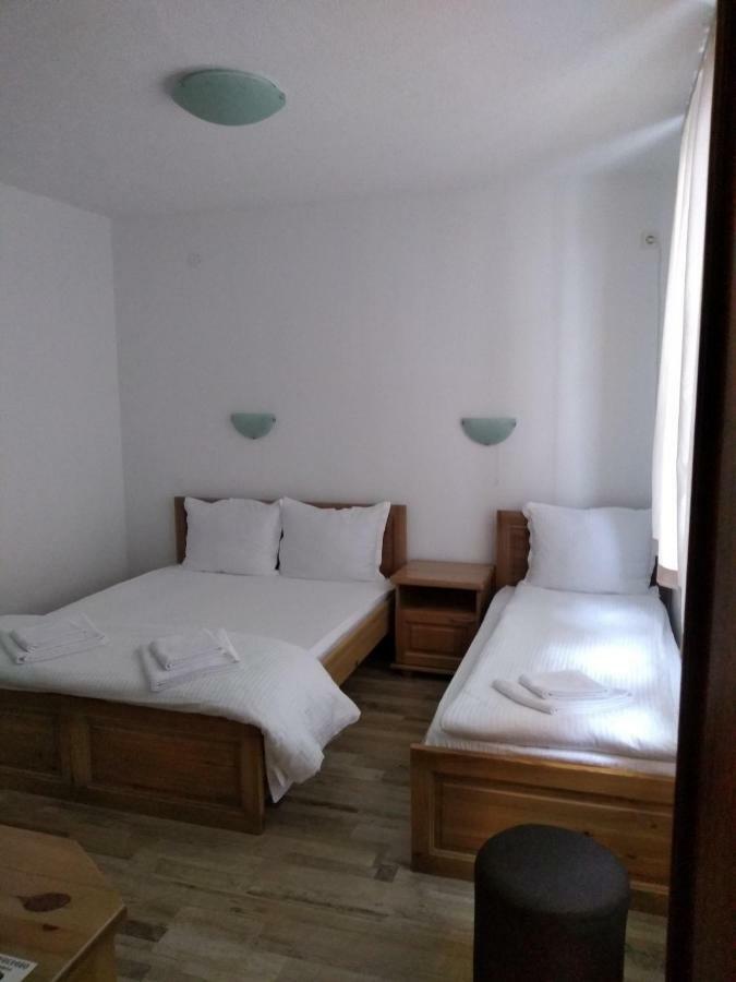 Guesthouse White Margarit Melnik  Exterior photo